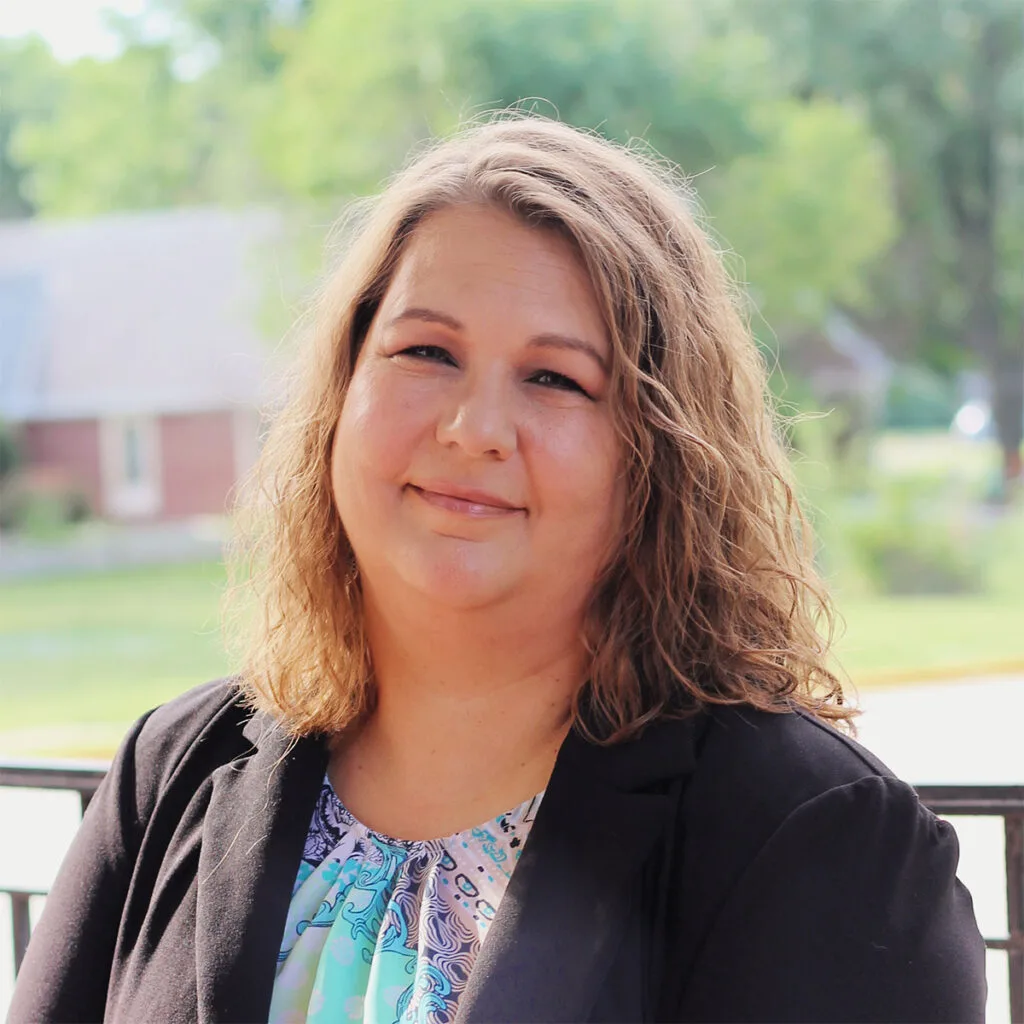 virginia lewis headshot